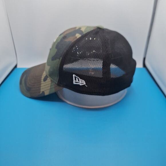 Pittsburgh Pirates New Era 39Thirty Camouflage Meshback Hat Cap Size M/L MLB - Picture 2 of 8